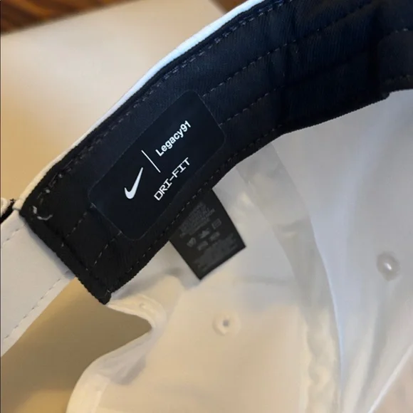 Nike golf Cap with Black and Teal Logo - Picture 6 of 7